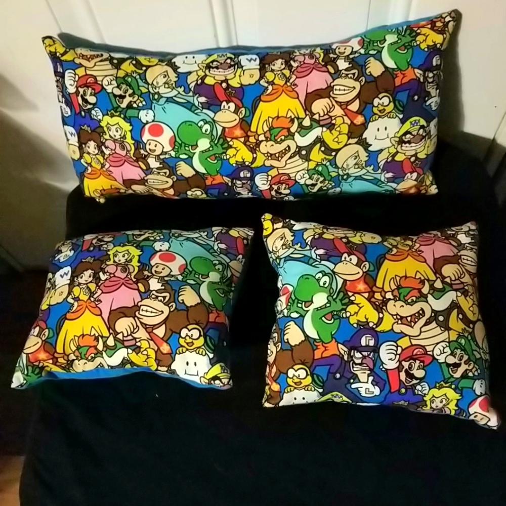 Nintendo pillows - Picture 5 of 6